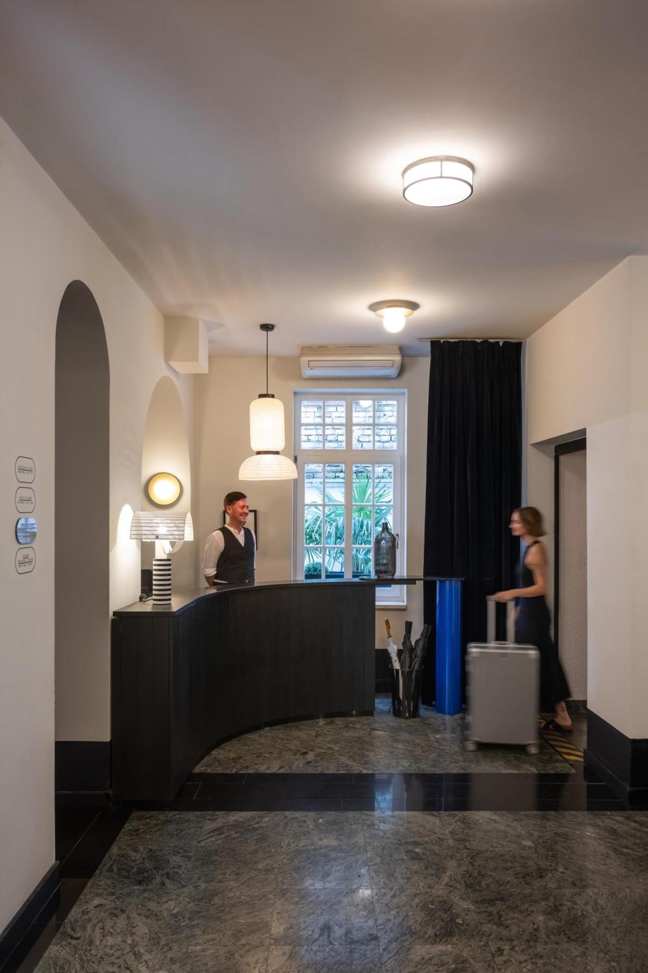 Pavilion Hotel&Social Club Belgrado Esterno foto
